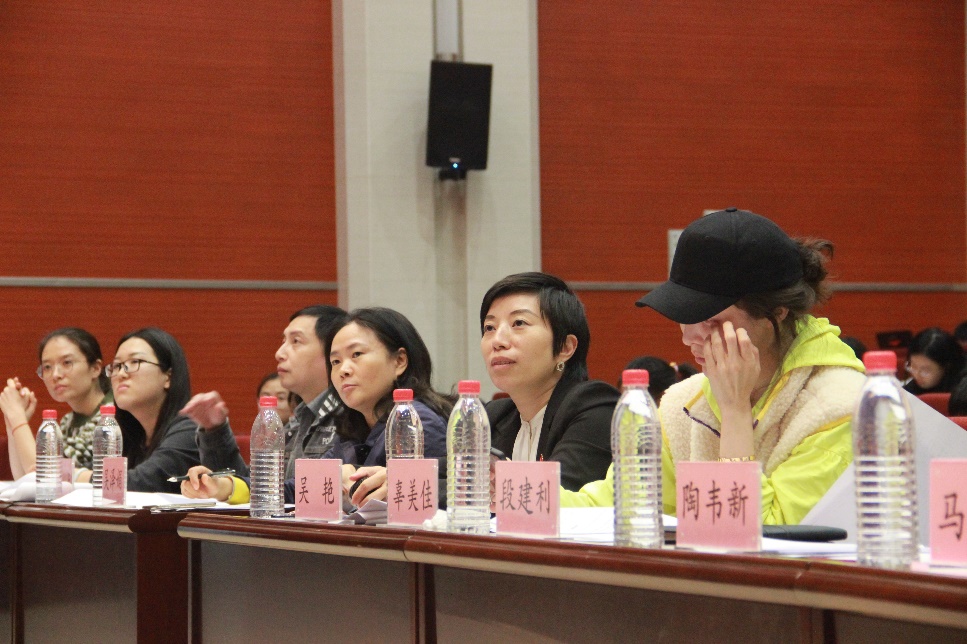 1572432787315724.jpg 学院老师.jpg